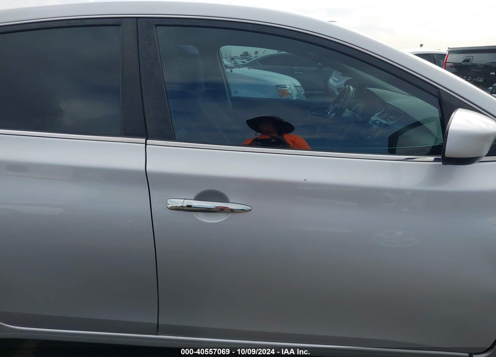 2017 NISSAN SENTRA SV VIN: 3N1AB7AP4HY348424
