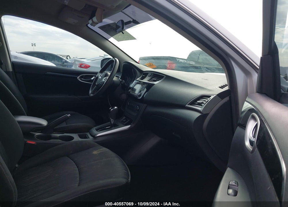 2017 NISSAN SENTRA SV VIN: 3N1AB7AP4HY348424