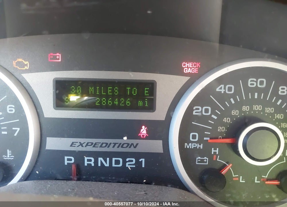 2005 FORD EXPEDITION EDDIE BAUER/KING RANCH VIN: 1FMPU17505LA21166