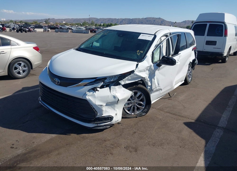 2024 TOYOTA SIENNA LE VIN: 5TDKRKEC7RS198924