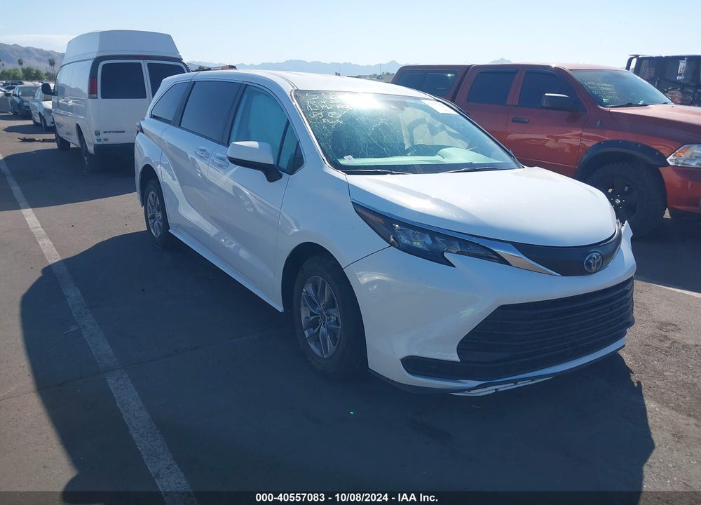 2024 TOYOTA SIENNA LE VIN: 5TDKRKEC7RS198924