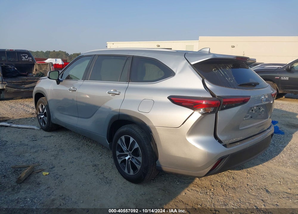 2023 TOYOTA HIGHLANDER XLE VIN: 5TDKDRAH0PS515643