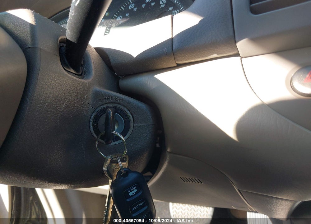 2004 TOYOTA CAMRY LE VIN: 4T1BE32K44U303707