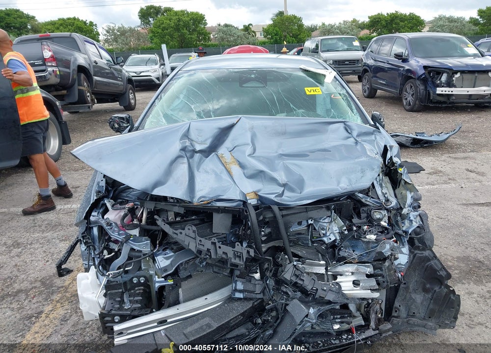 2024 TOYOTA COROLLA LE VIN: 5YFB4MDE4RP198353