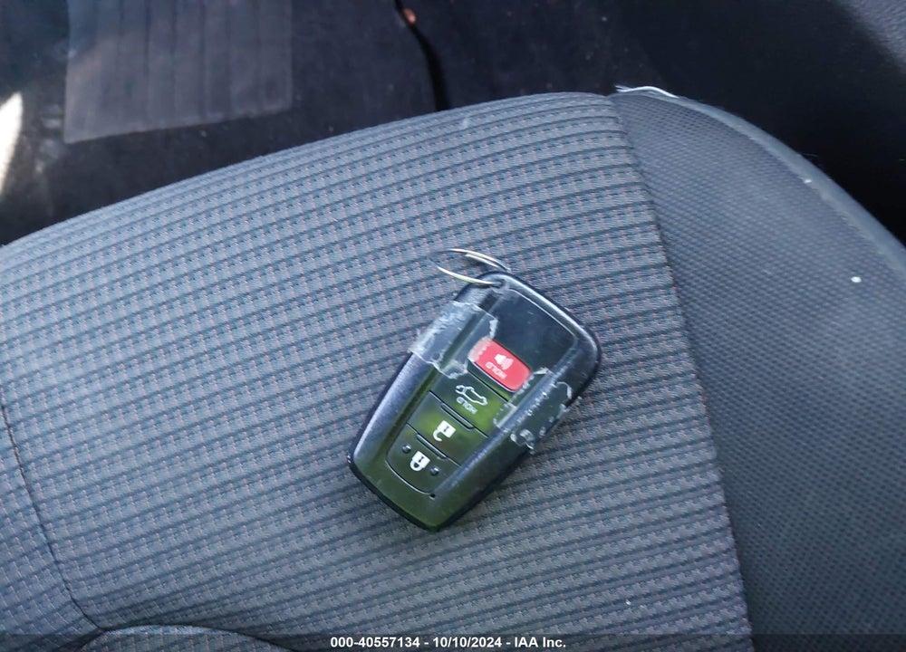 2021 TOYOTA HIGHLANDER LE VIN: 5TDBZRBHXMS546863