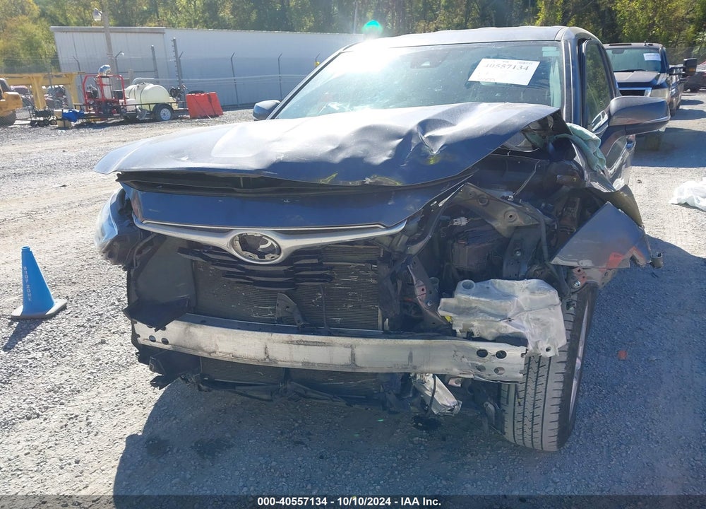 2021 TOYOTA HIGHLANDER LE VIN: 5TDBZRBHXMS546863