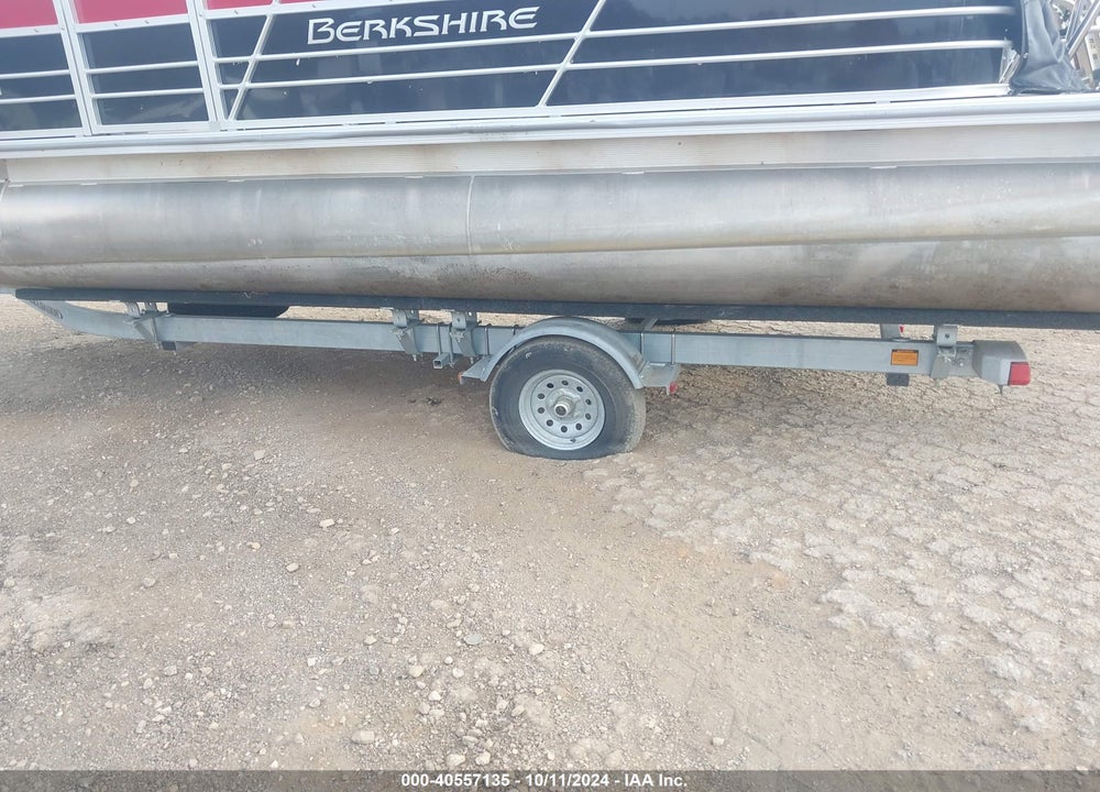 2021 BERKSHRIE 220CLLTD11 VIN: FRU48011C121