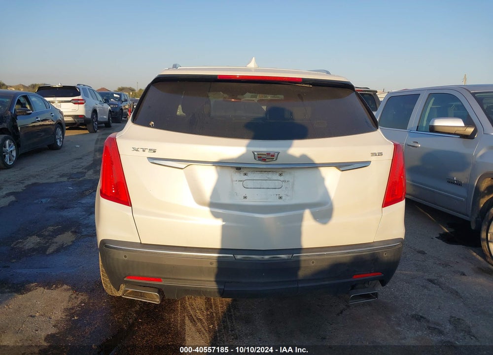 2017 CADILLAC XT5 LUXURY VIN: 1GYKNBRS1HZ106548