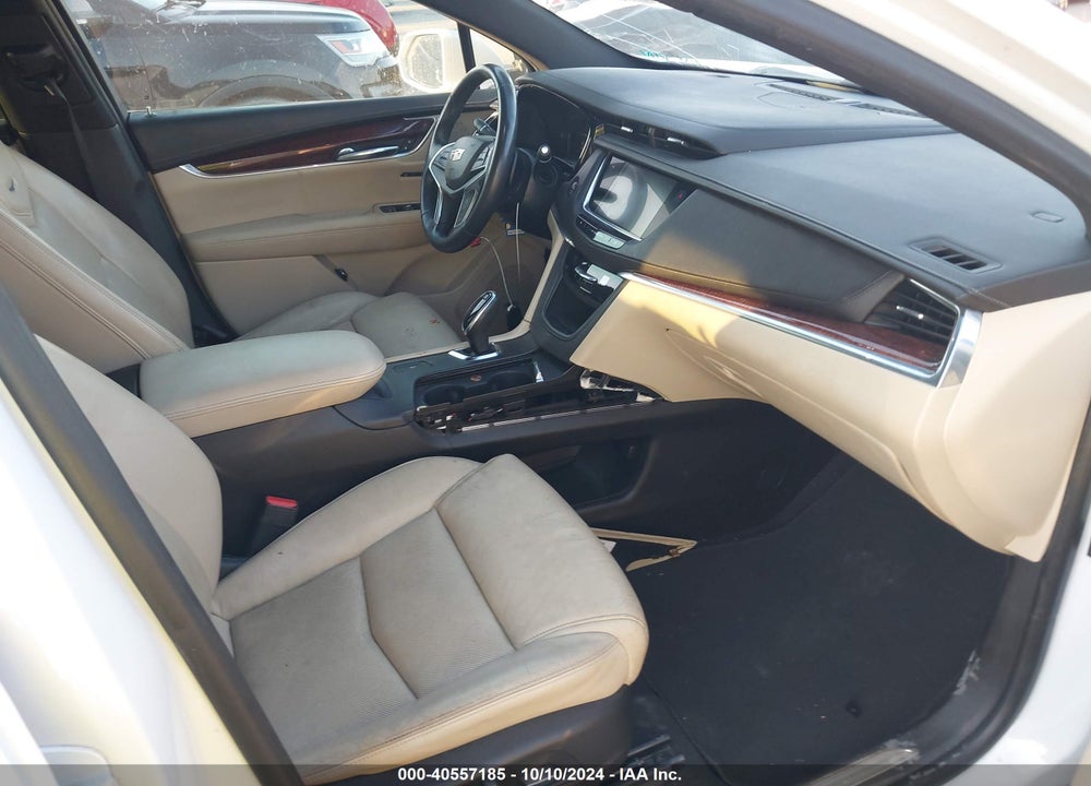 2017 CADILLAC XT5 LUXURY VIN: 1GYKNBRS1HZ106548