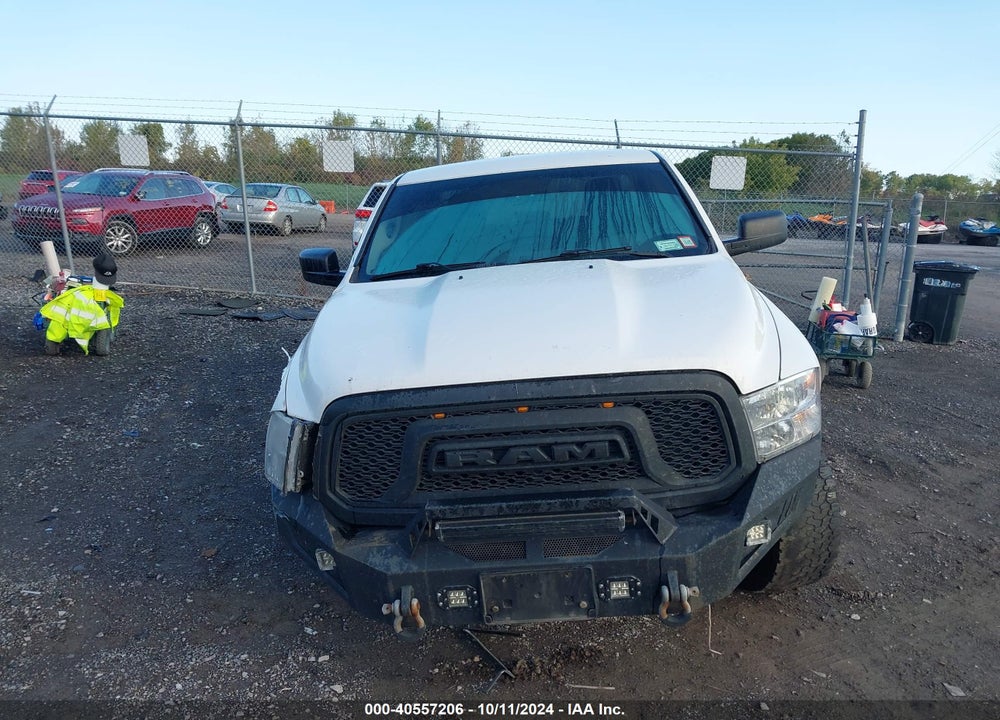 2017 RAM 1500 EXPRESS 4X4 6'4 BOX VIN: 1C6RR7FT6HS690030