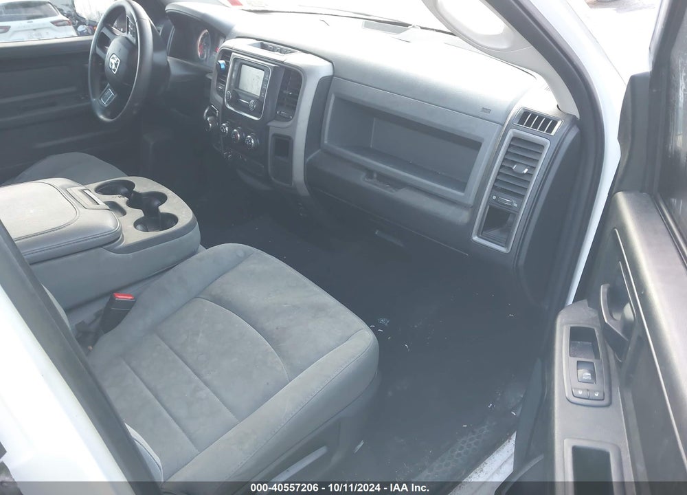 2017 RAM 1500 EXPRESS 4X4 6'4 BOX VIN: 1C6RR7FT6HS690030