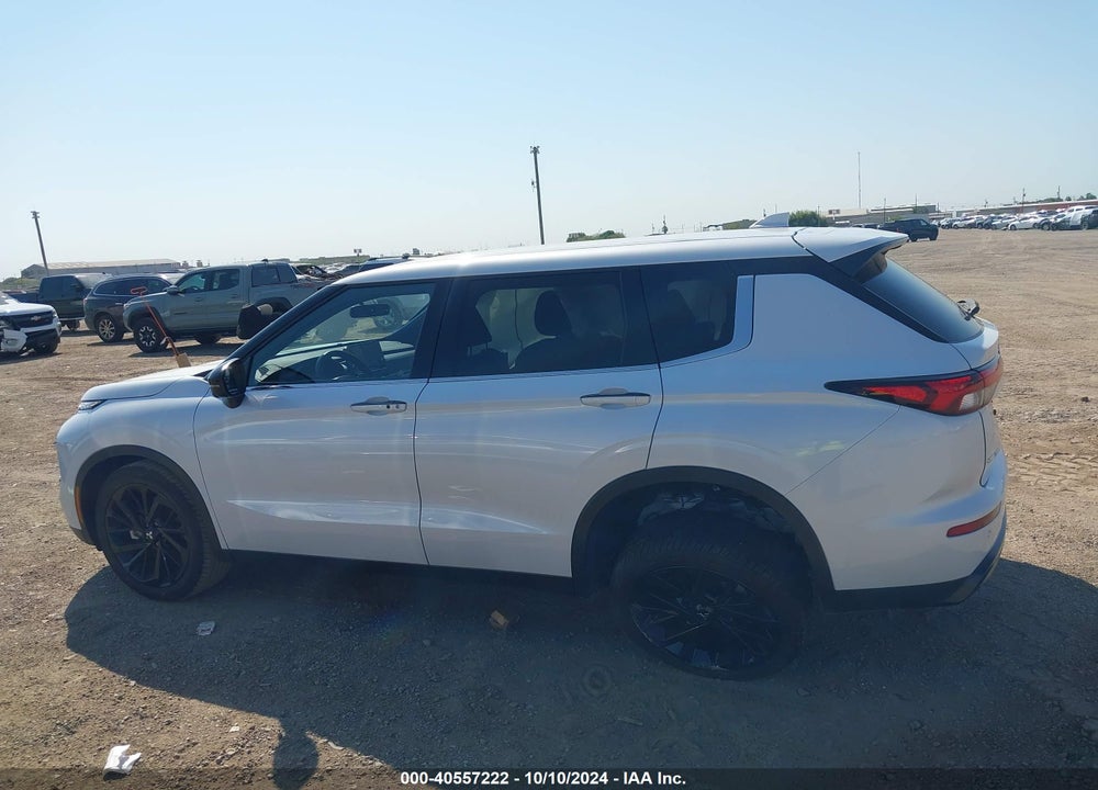 2024 MITSUBISHI OUTLANDER SE 2.5 2WD/SE BLACK EDITION S-AWC/SE BLACK EDITION W/PANO ROOF VIN: JA4J3VA81RZ045755