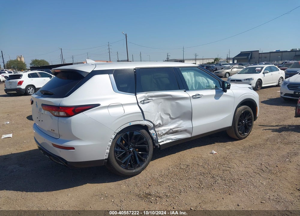 2024 MITSUBISHI OUTLANDER SE 2.5 2WD/SE BLACK EDITION S-AWC/SE BLACK EDITION W/PANO ROOF VIN: JA4J3VA81RZ045755