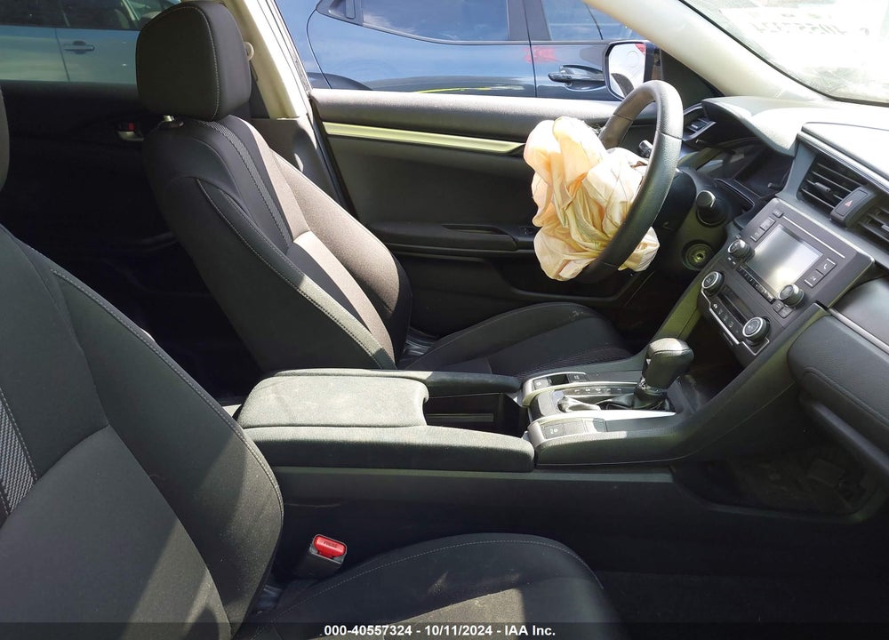 2018 HONDA CIVIC LX VIN: 2HGFC2F52JH584321
