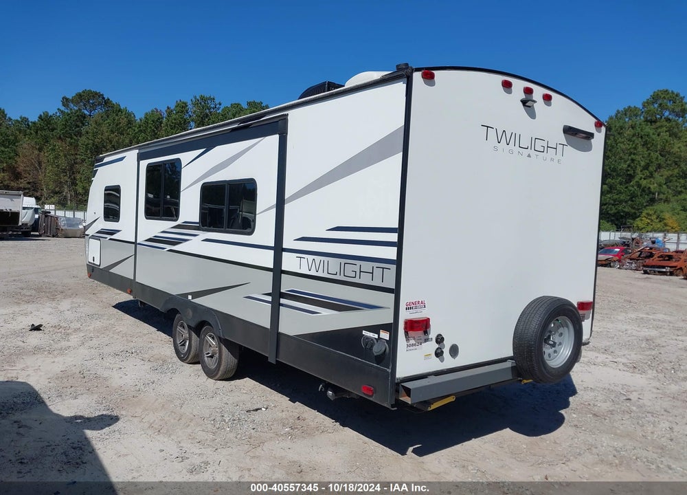 2022 CRUISER TWILIGHT SIGNATURE VIN: 5RXPB312XN1503866