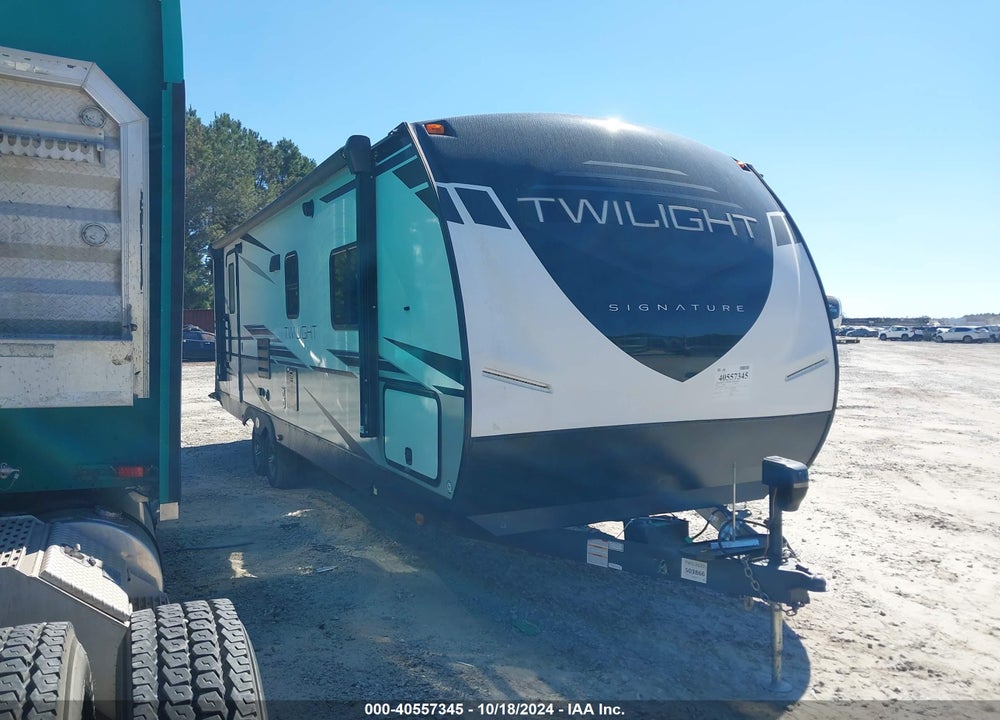 2022 CRUISER TWILIGHT SIGNATURE VIN: 5RXPB312XN1503866