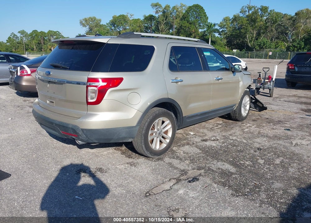 2011 FORD EXPLORER XLT VIN: 1FMHK7D81BGA53236