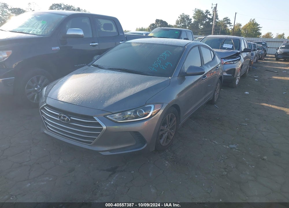 2018 HYUNDAI ELANTRA SEL VIN: 5NPD84LF4JH368896