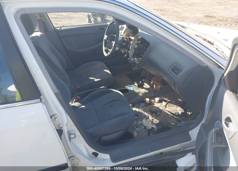 1999 HONDA CIVIC LX VIN: 1HGEJ6671XL001470