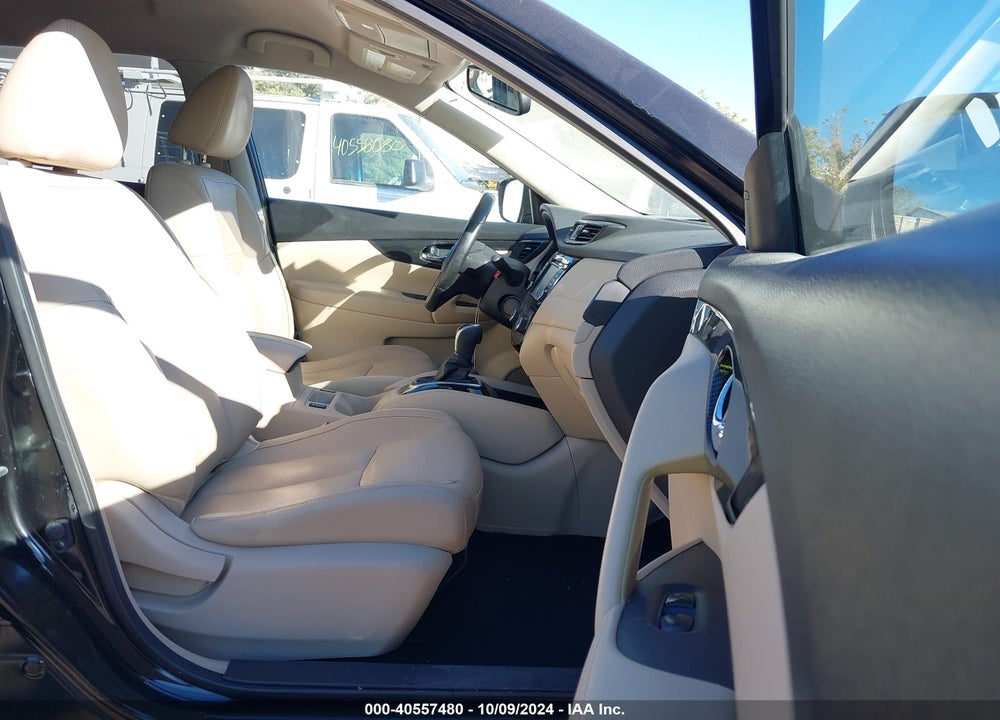 2017 NISSAN ROGUE SL VIN: JN8AT2MV4HW283318