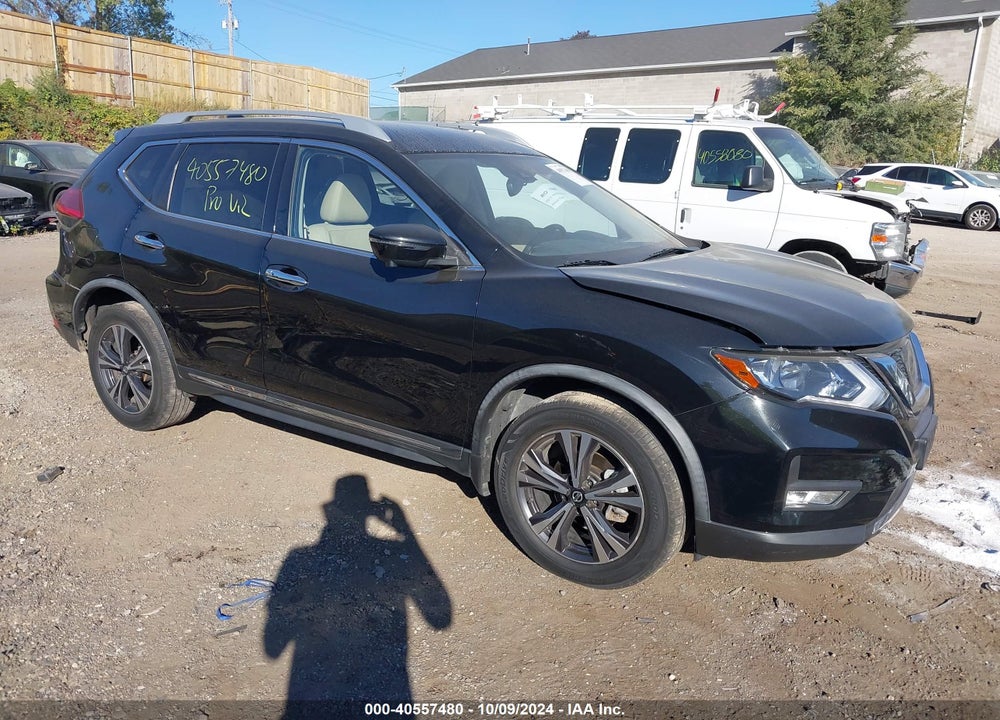 2017 NISSAN ROGUE SL VIN: JN8AT2MV4HW283318