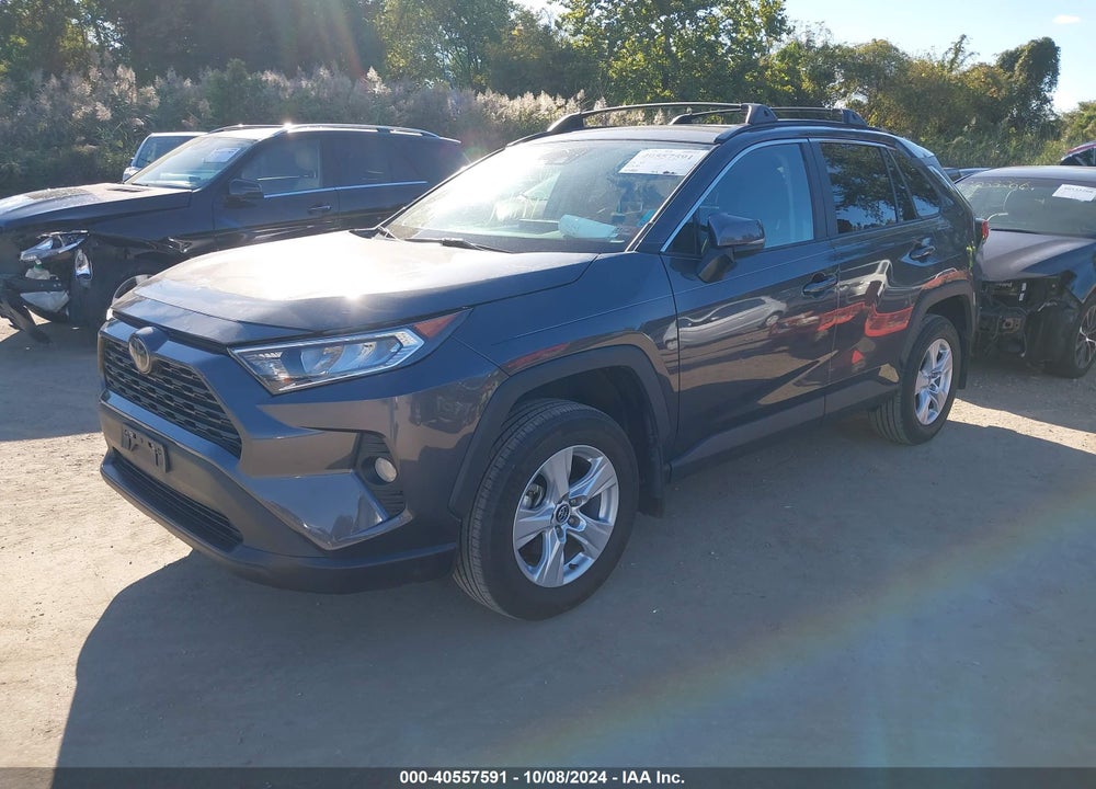 2021 TOYOTA RAV4 XLE VIN: 2T3P1RFV2MW141236