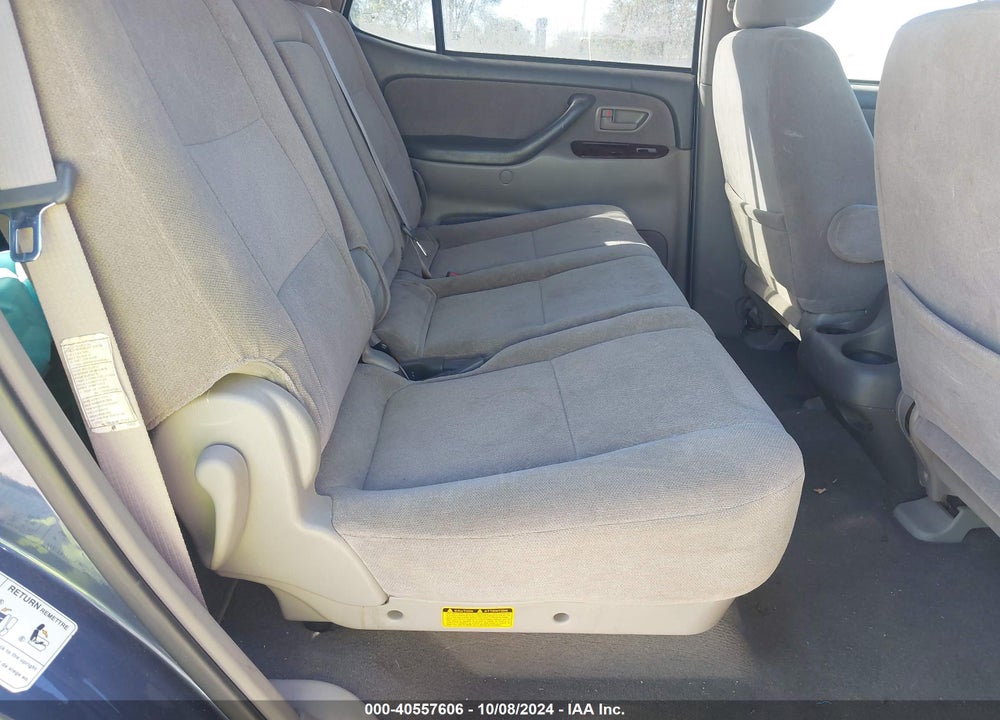 2002 TOYOTA SEQUOIA SR5 V8 VIN: 5TDBT44A82S064183