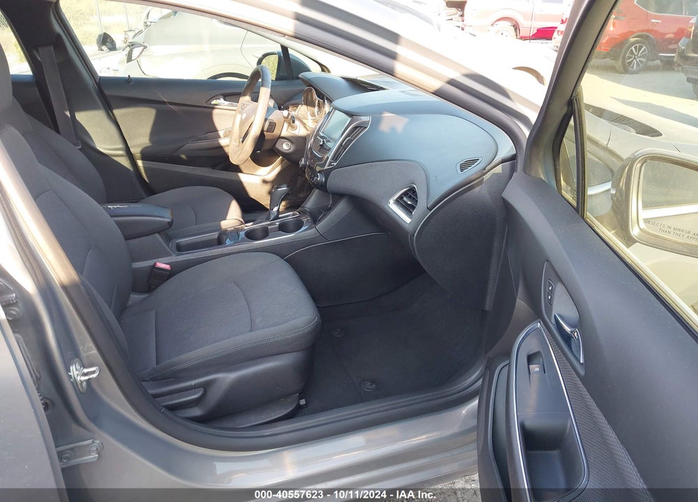 2017 CHEVROLET CRUZE LT AUTO VIN: 3G1BE5SM1HS541613