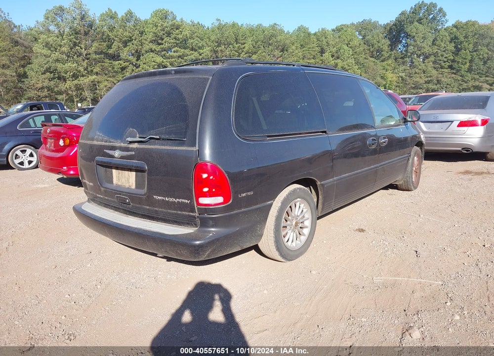1999 CHRYSLER TOWN & COUNTRY LIMITED VIN: 1C4GP64L6XB718832