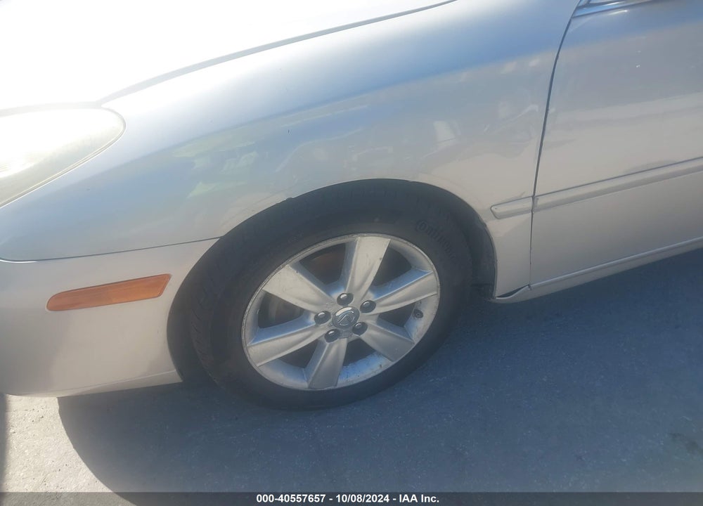2005 LEXUS ES 330 VIN: JTHBA30G255063999