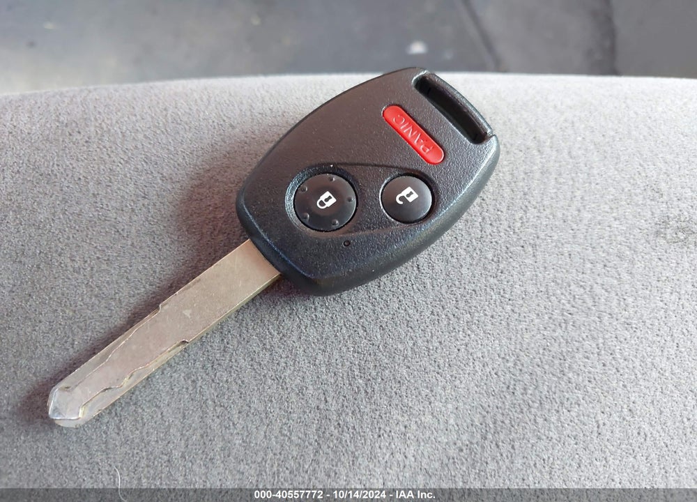 2006 HONDA CIVIC LX VIN: 1HGFA16576L049074