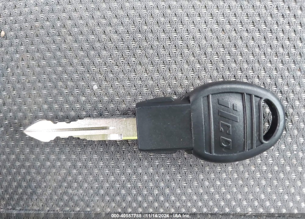 2008 DODGE GRAND CARAVAN VIN: 1D8HN54P98B123192