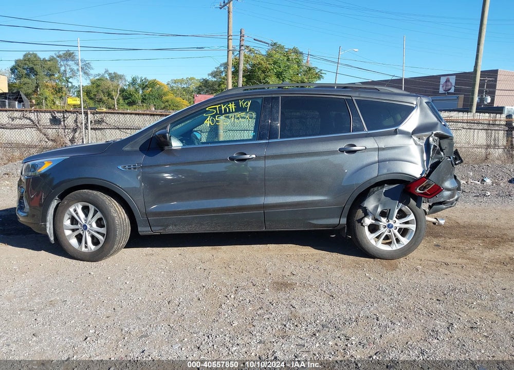 2017 FORD ESCAPE SE VIN: 1FMCU9G95HUB64354