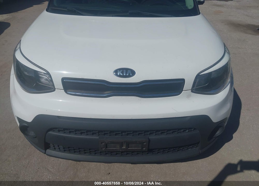 2018 KIA SOUL VIN: KNDJN2A28J7567812