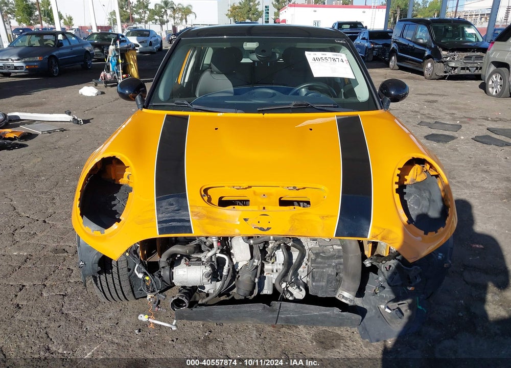 2015 MINI HARDTOP COOPER S VIN: WMWXU3C59F2B56630