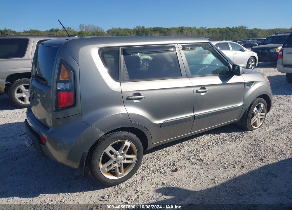 2011 KIA SOUL VIN: KNDJT2A2XB7332562