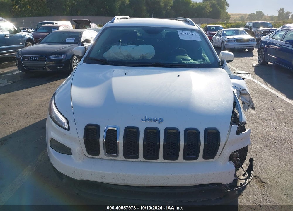 2015 JEEP CHEROKEE LATITUDE VIN: 1C4PJMCB0FW667379