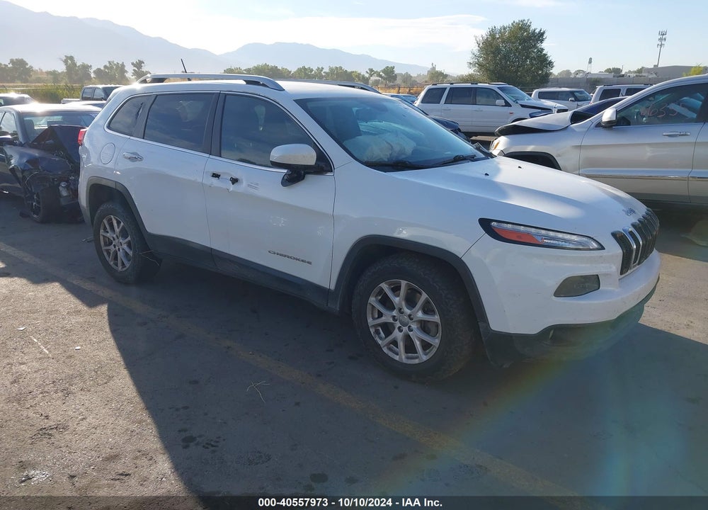 2015 JEEP CHEROKEE LATITUDE VIN: 1C4PJMCB0FW667379