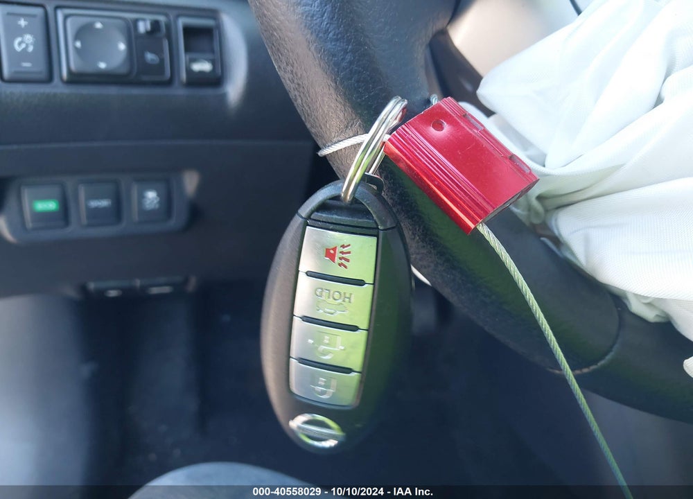 2015 NISSAN SENTRA SV VIN: 3N1AB7AP8FL656030