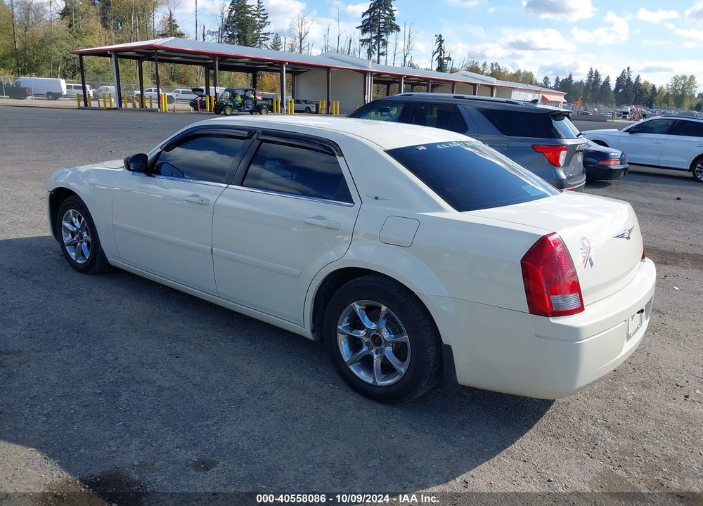 2005 CHRYSLER 300 VIN: 2C3JA43R55H134786