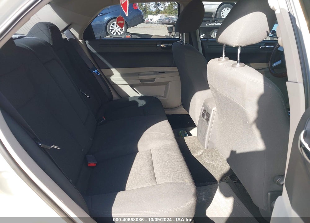 2005 CHRYSLER 300 VIN: 2C3JA43R55H134786