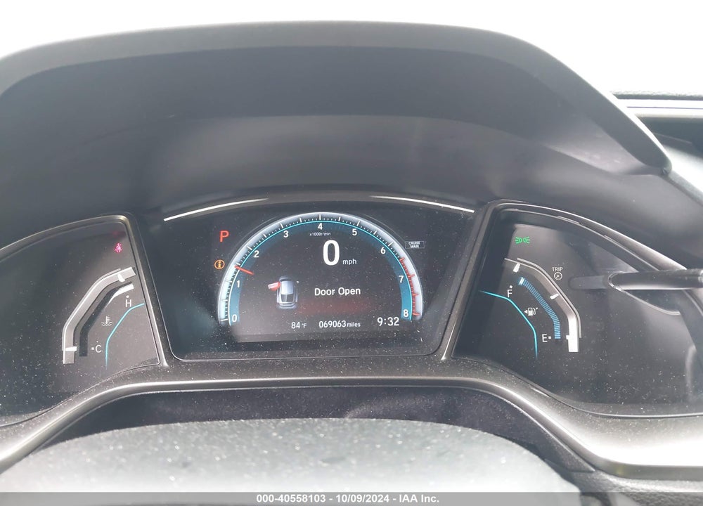 2018 HONDA CIVIC VIN: SHHFK7H56JU230236