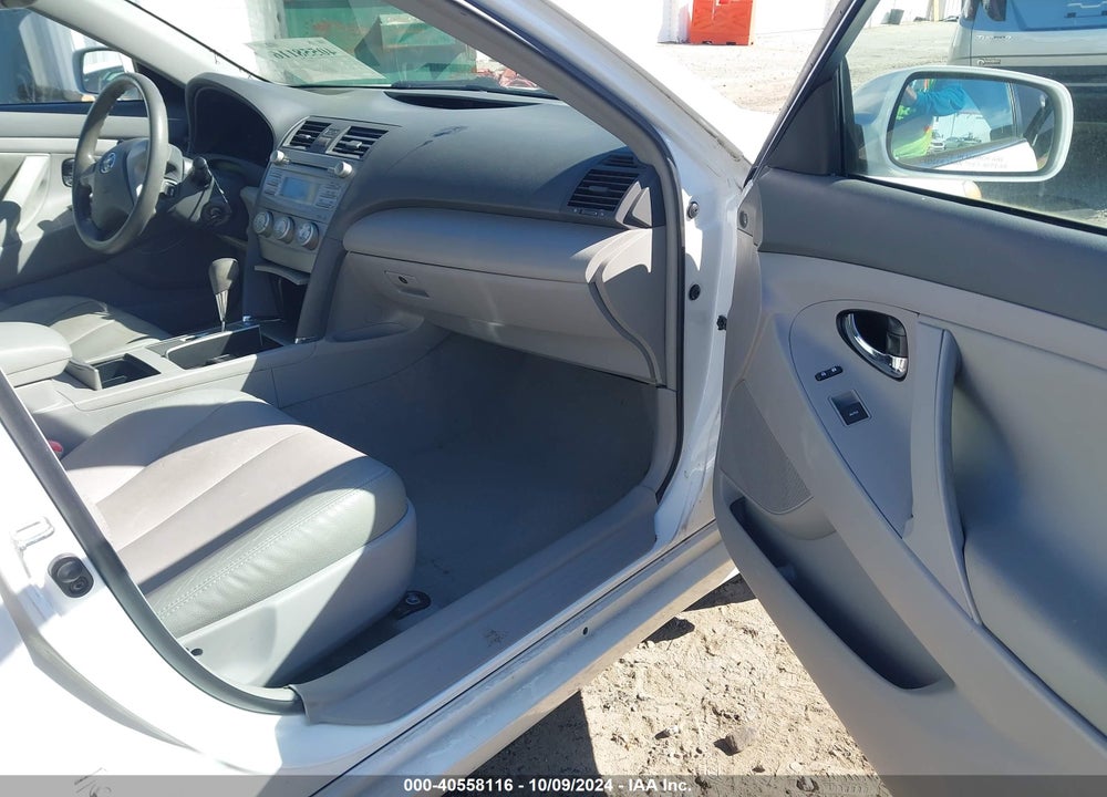 2011 TOYOTA CAMRY LE VIN: 4T1BF3EK0BU692206