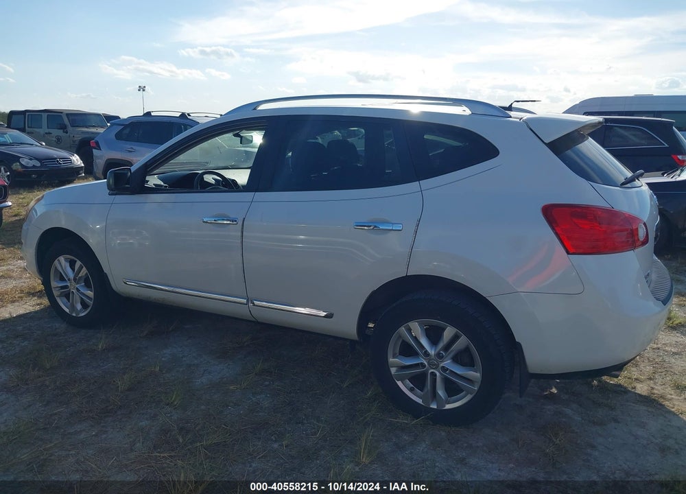 2015 NISSAN ROGUE SELECT S VIN: JN8AS5MT2FW656467