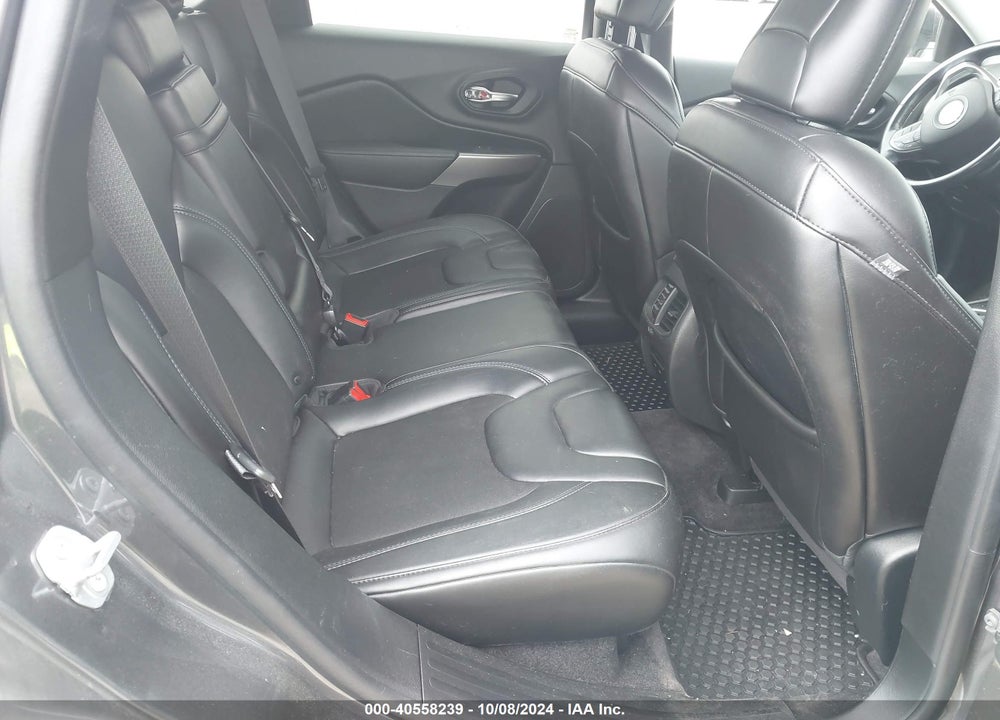 2019 JEEP CHEROKEE LATITUDE PLUS 4X4 VIN: 1C4PJMLB5KD237997