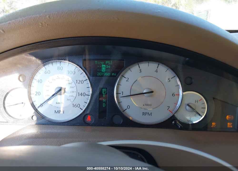 2008 CHRYSLER 300C HEMI VIN: 2C3LA63HX8H141250