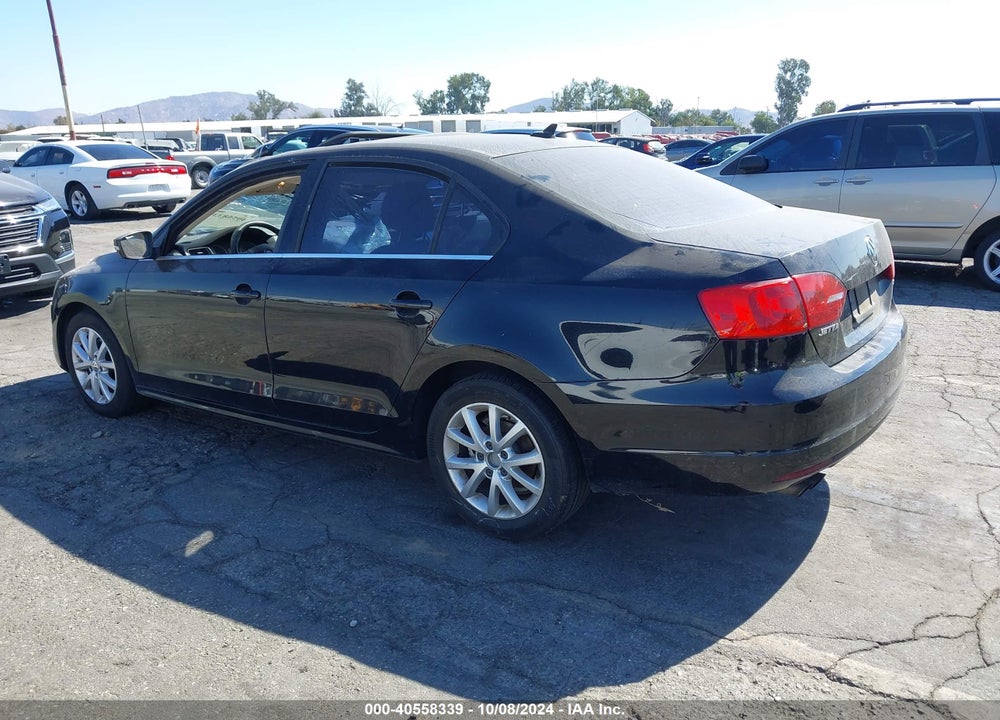 2014 VOLKSWAGEN JETTA 1.8T SE VIN: 3VWD17AJ9EM394517