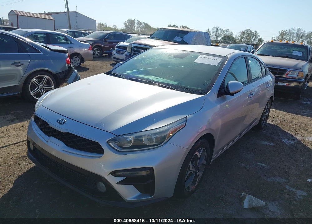 2019 KIA FORTE LXS VIN: 3KPF24AD8KE008791