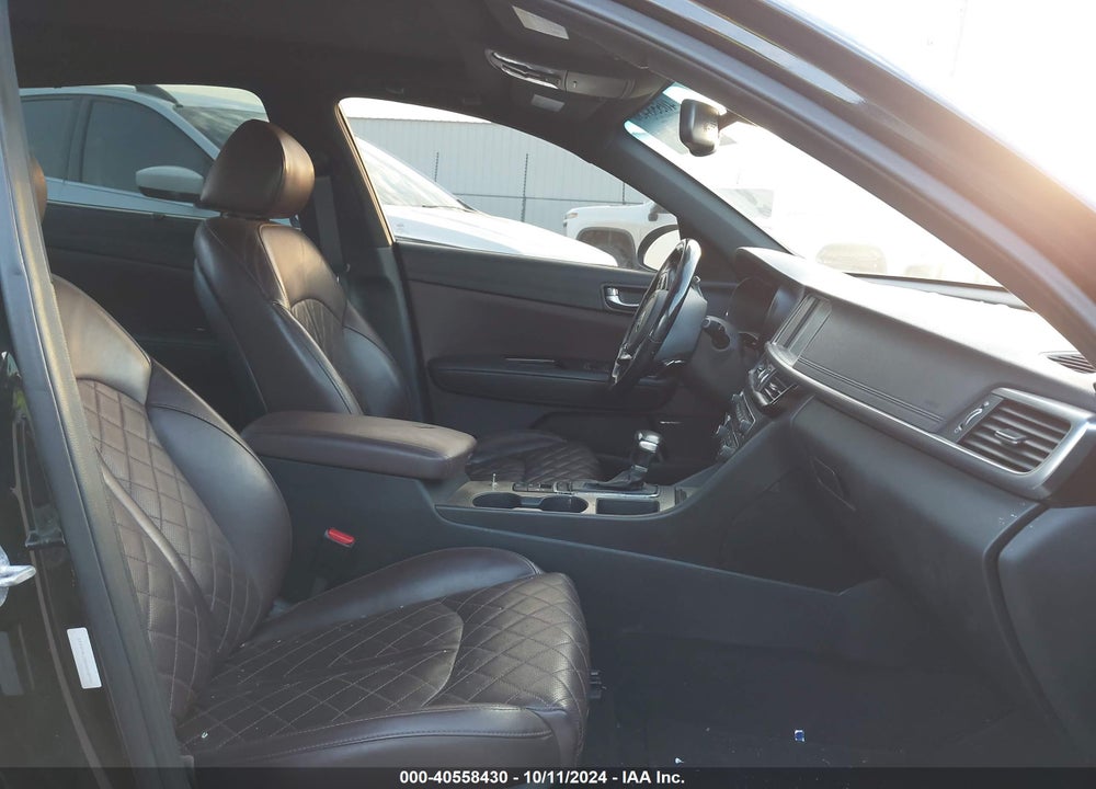 2016 KIA OPTIMA SXL TURBO VIN: 5XXGV4L28GG048990