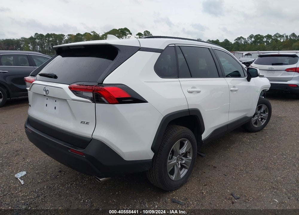 2024 TOYOTA RAV4 XLE VIN: 2T3W1RFV6RW331866